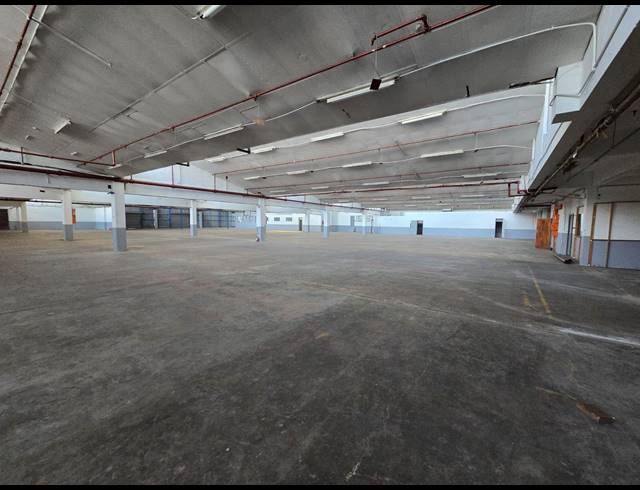 3,762M² WAREHOUSE TO LET IN BENROSE